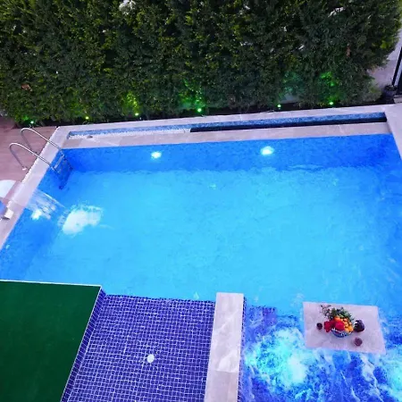 Cekir Kenara Sehir Huzur Geliyor Kemer
