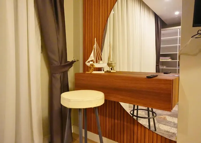 Cekil Kenara Sehir Huzur Geliyor