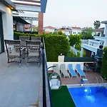 아파트 Cekil Kenara Sehir Huzur Geliyor