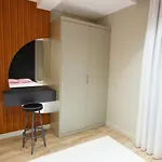 아파트 Cekil Kenara Sehir Huzur Geliyor